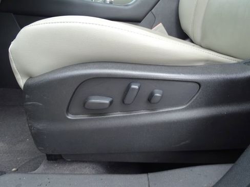 Used 2020 Cadillac XT4 Premium Luxury w/ Driver Awareness Package image 21