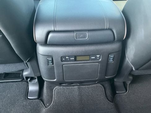 Used 2024 Nissan Armada Platinum w/ Captain's Chairs Package image 26