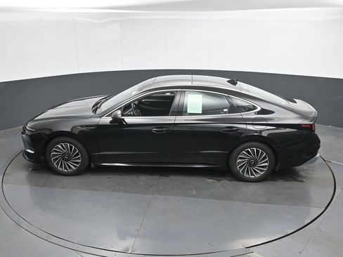 Used 2025 Hyundai Sonata Limited FWD image 36