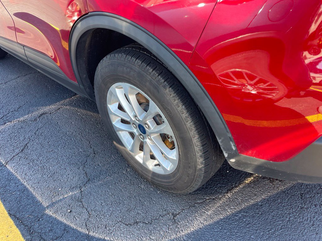 Certified 2022 Ford Escape SE w/ Cold Weather Package AWD/4WD image 4