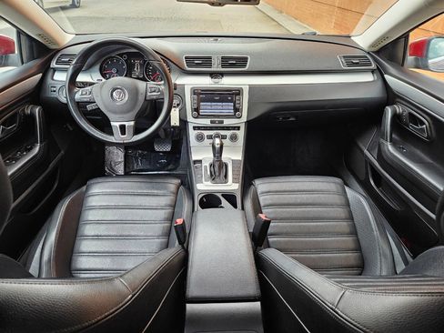 Used 2013 Volkswagen CC Sport image 14