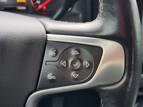 Used 2015 GMC Sierra 1500 SLT w/ SLT Crew Cab Value Package image 30