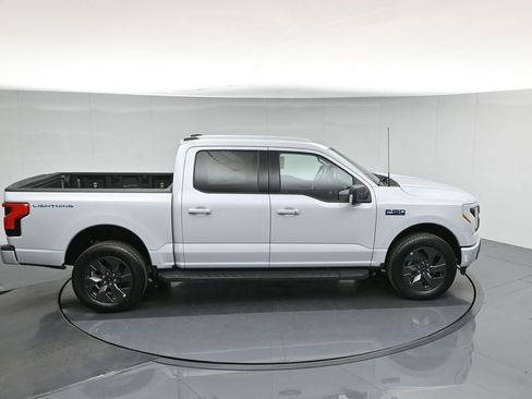 New 2025 Ford F150 Lightning Flash AWD/4WD image 39