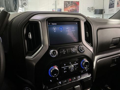 Used 2023 GMC Sierra 2500 SLE w/ SLE Convenience Package image 26