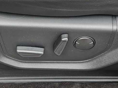 Used 2020 Ford Expedition XLT w/ Equipment Group 202A image 31