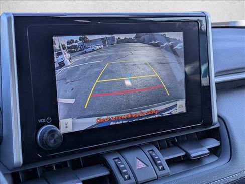 Used 2025 Toyota RAV4 XLE Premium FWD image 15