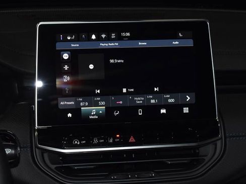 New 2026 Jeep Compass Latitude image 12