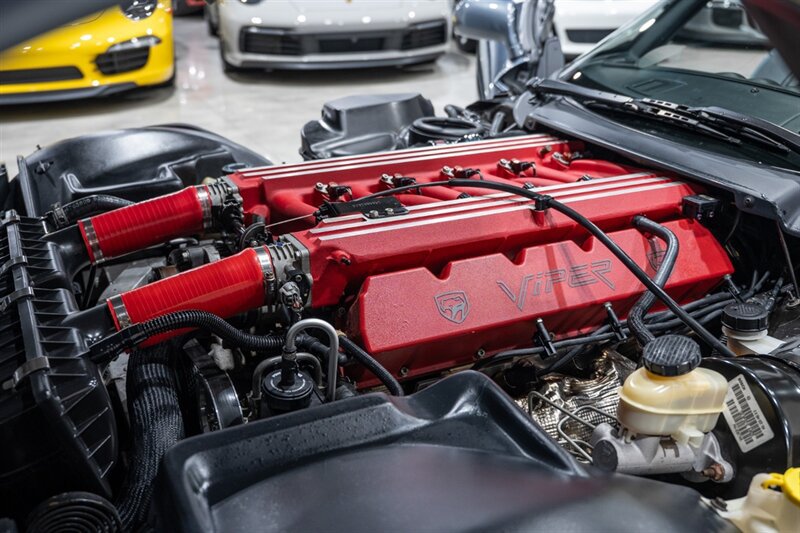 Used 2000 Dodge Viper GTS RWD image 38
