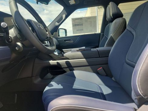 New 2026 INFINITI QX80 4WD w/ Sport Exterior Package image 12