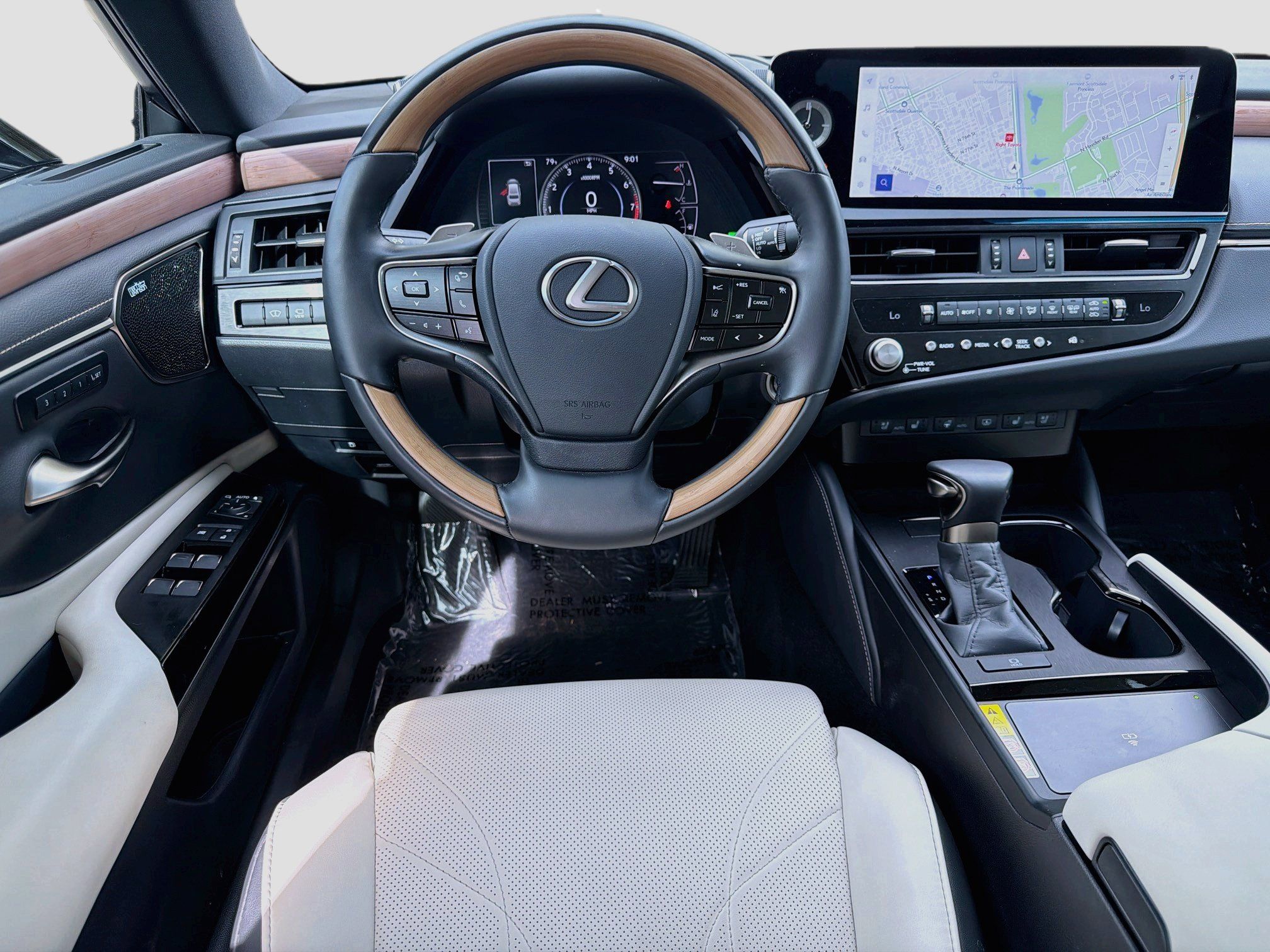Used 2025 Lexus ES 350 w/ Luxury Package FWD image 24