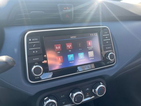 Used 2025 Nissan Versa SV image 17