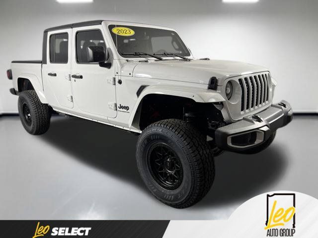 Used 2023 Jeep Gladiator Sport AWD/4WD image 7