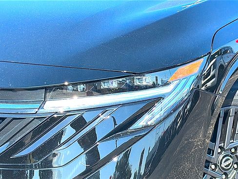New 2026 Nissan Sentra SV w/ SV Convenience Package FWD image 4