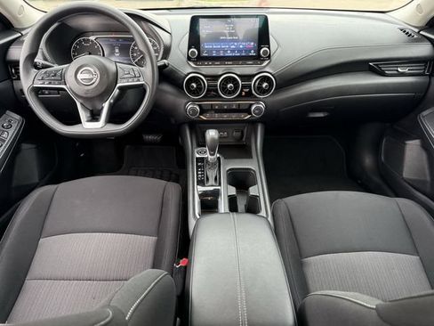 Used 2025 Nissan Sentra SV FWD image 7
