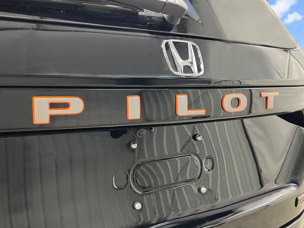 New 2026 Honda Pilot TrailSport image 7