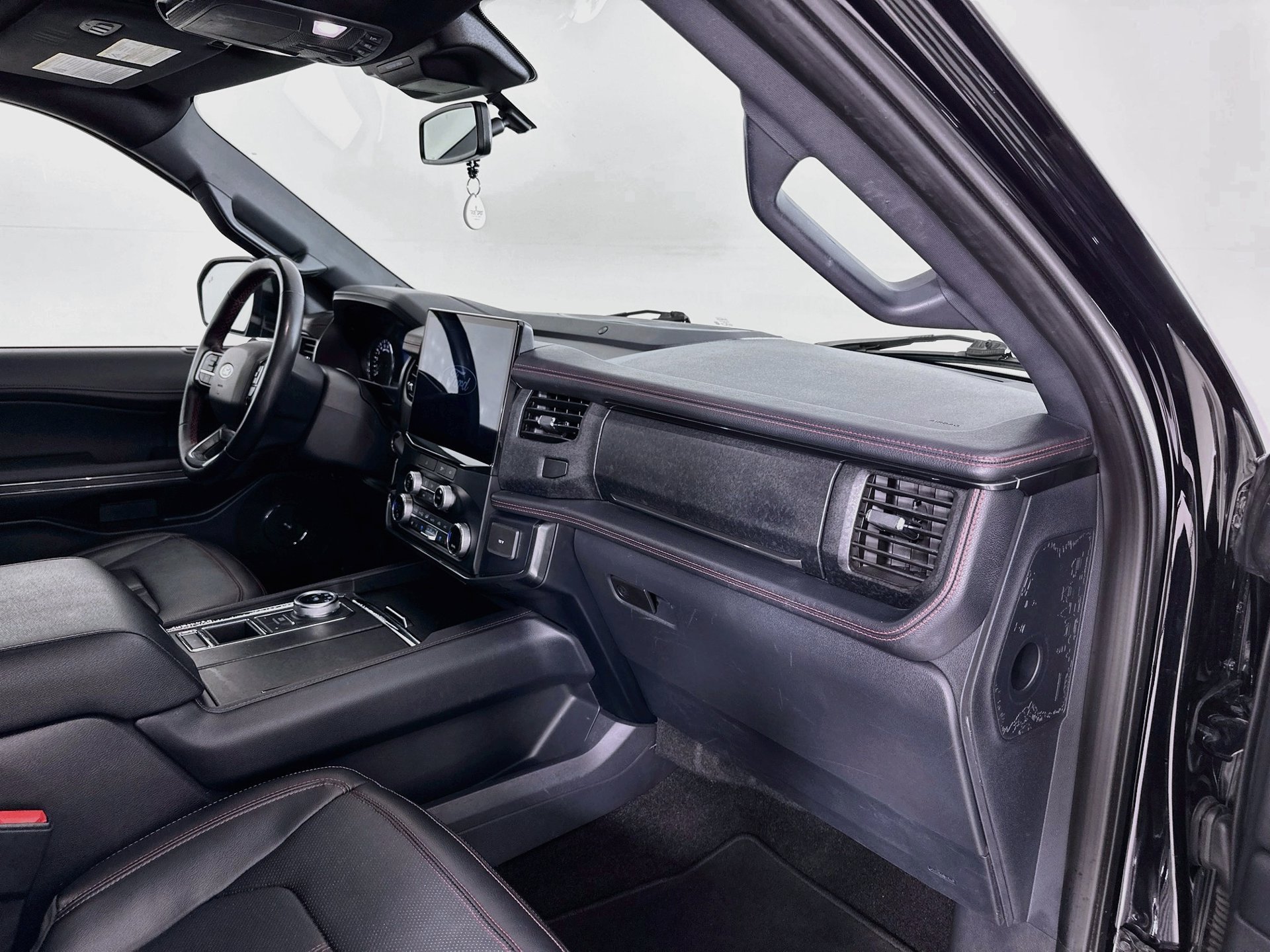 Used 2022 Ford Expedition Limited RWD image 34