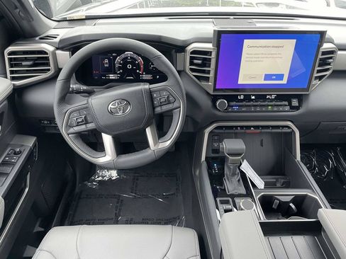 New 2026 Toyota Tundra Limited AWD/4WD image 22