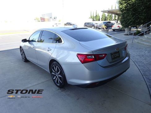 Used 2018 Chevrolet Malibu LT FWD image 6