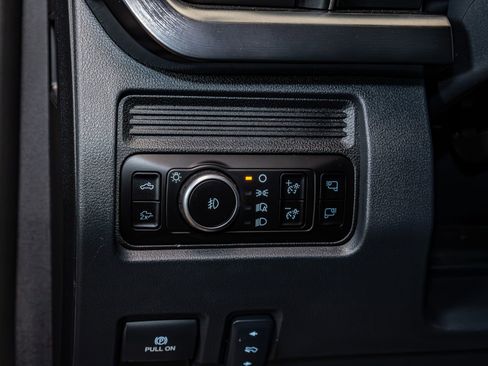 Used 2026 Ford F350 Lariat w/ Lariat Ultimate Package image 17