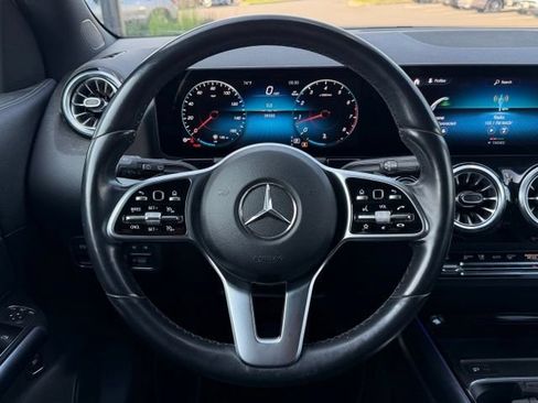 Used 2023 Mercedes-Benz GLA 250 4MATIC image 13