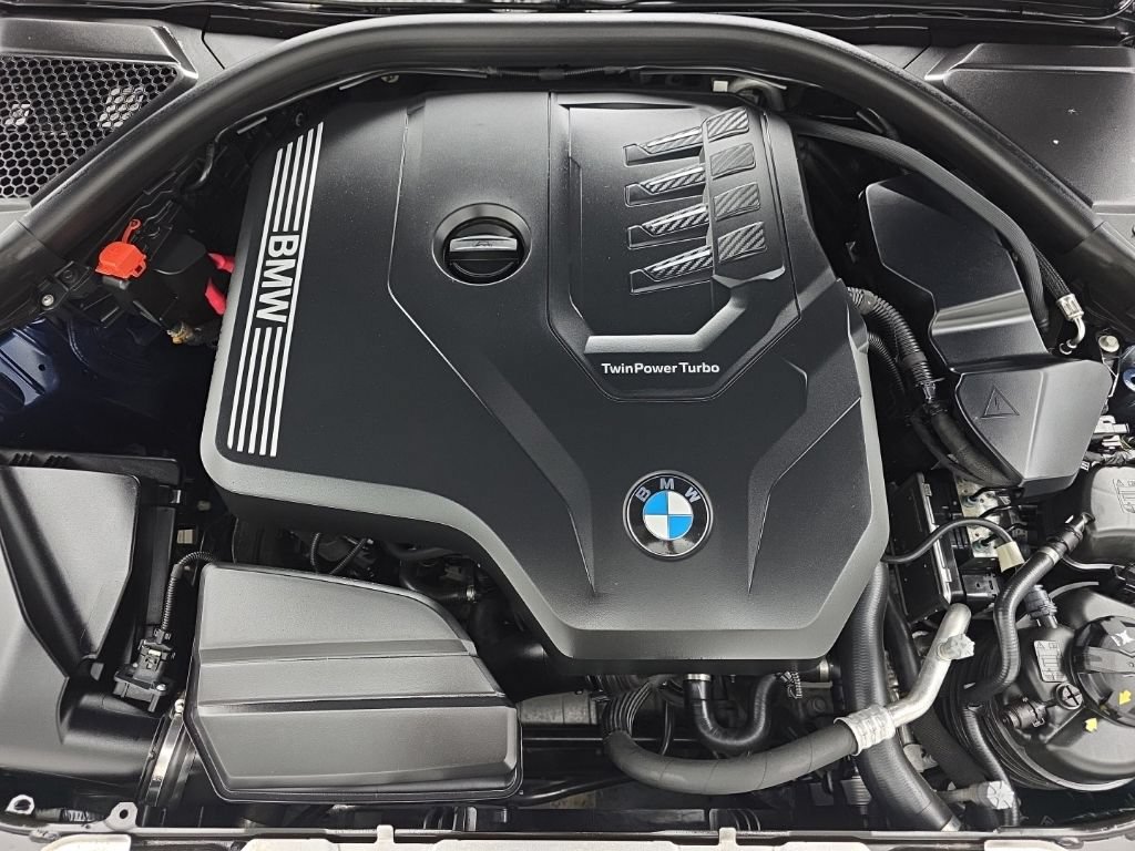Used 2023 BMW 330i xDrive Sedan w/ Driving Assistance Package AWD/4WD image 19