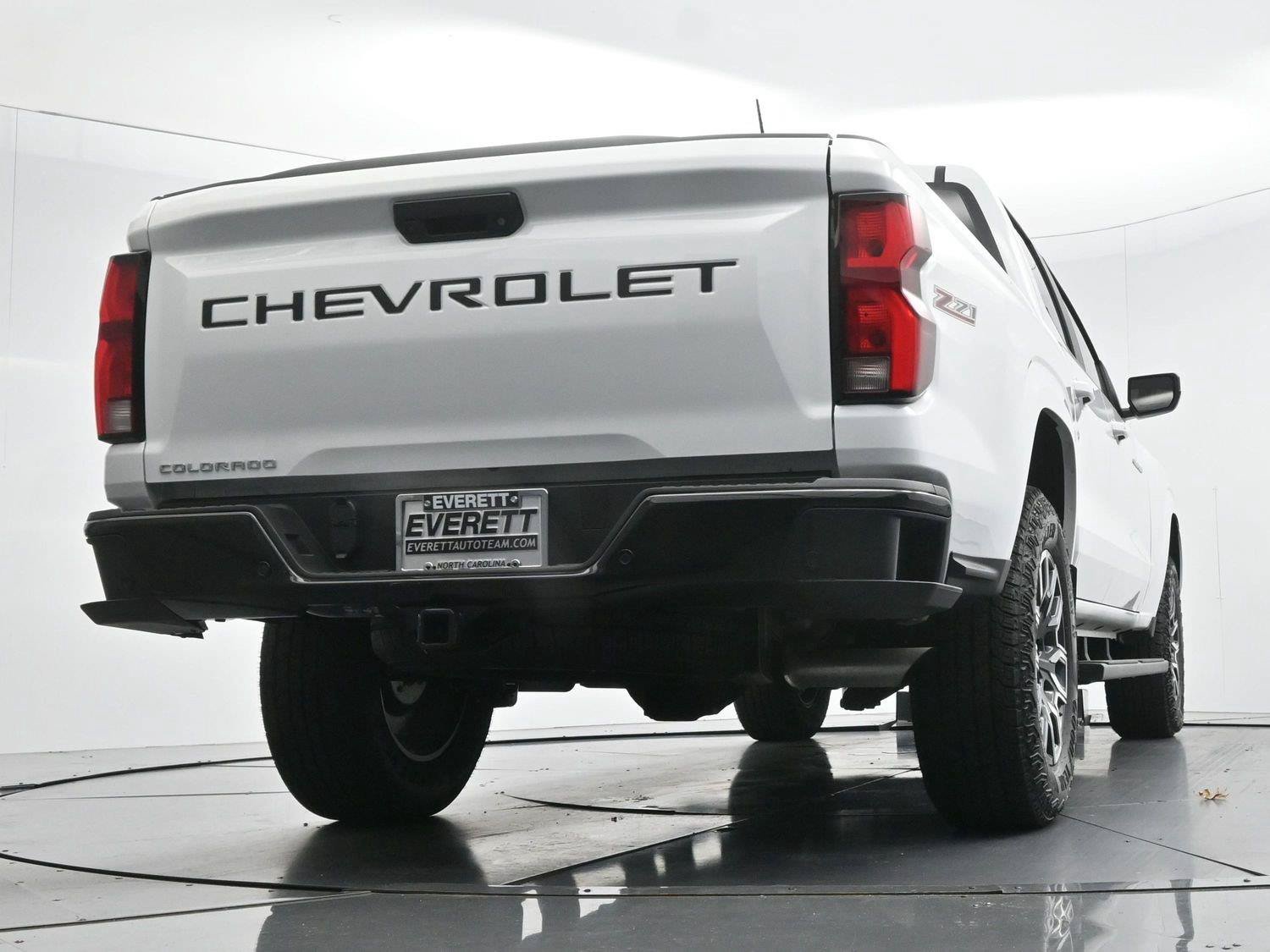 Used 2026 Chevrolet Colorado Z71 AWD/4WD image 45
