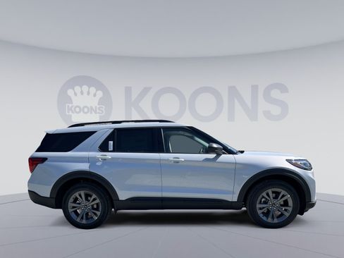 New 2026 Ford Explorer Active w/ Active Comfort Package AWD/4WD image 8