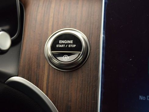 New 2026 Mercedes-Benz GLC 300 image 28