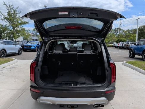 Used 2020 Kia Telluride EX w/ Towing Package FWD image 14