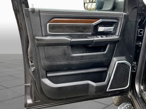 Used 2022 RAM 2500 Laramie AWD/4WD image 20