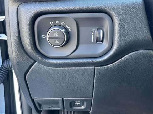 New 2026 RAM 2500 Tradesman w/ Chrome Appearance Group image 12