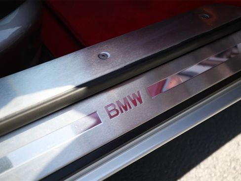 Used 2001 BMW Z8 image 39