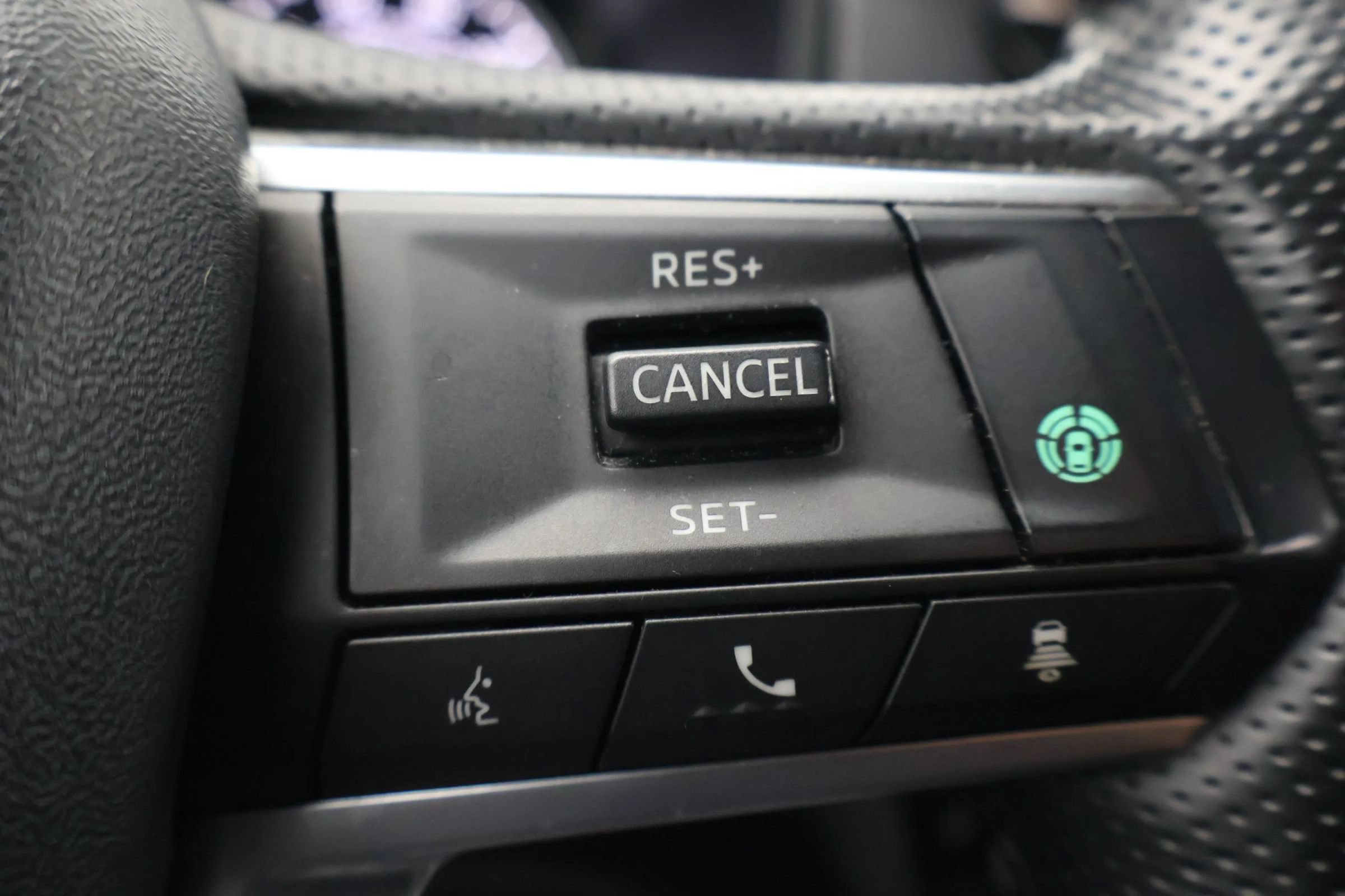 Used 2024 Mitsubishi Outlander FWD image 25
