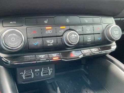 Used 2026 Dodge Durango GT w/ Blacktop Package AWD/4WD image 16