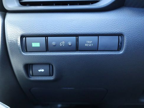 New 2025 Nissan Sentra S image 15