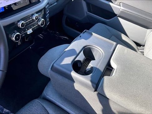 Used 2025 Ford F150 XLT w/ Equipment Group 301A Standard image 17