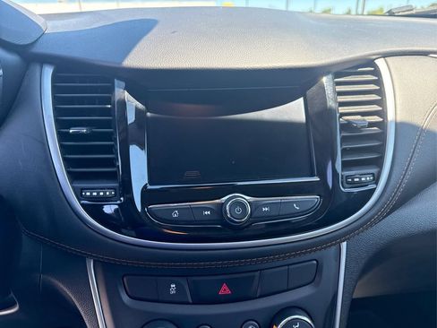 Used 2021 Chevrolet Trax LS w/ Tint and Cruise Package AWD/4WD image 25
