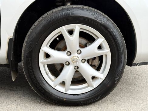 Used 2008 Nissan Rogue SL w/ Premium Pkg image 11