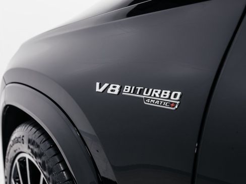 Used 2025 Mercedes-Benz GLS 63 AMG 4MATIC image 36