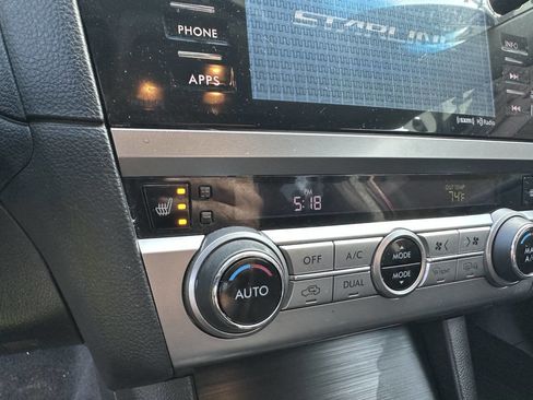 Used 2016 Subaru Outback 2.5i Premium image 10