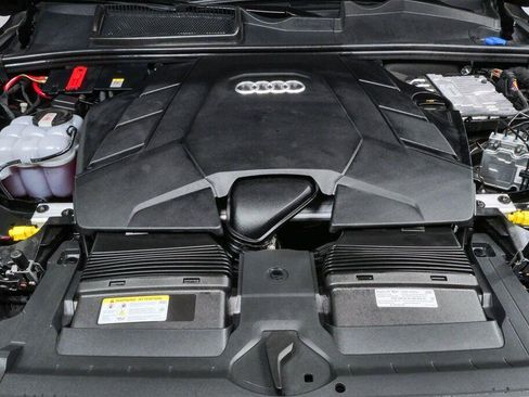 Used 2025 Audi Q7 3.0T Prestige AWD/4WD image 33