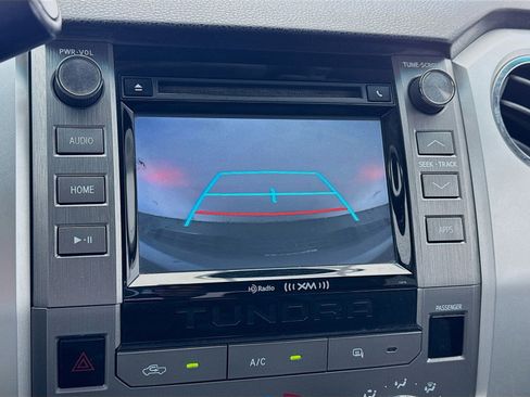 Used 2017 Toyota Tundra SR5 RWD image 10