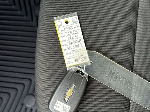 Used 2025 Chevrolet TrailBlazer LS w/ LS Convenience Package image 17