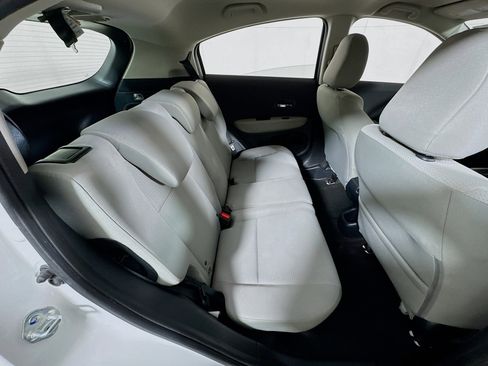 Used 2022 Honda HR-V LX image 24