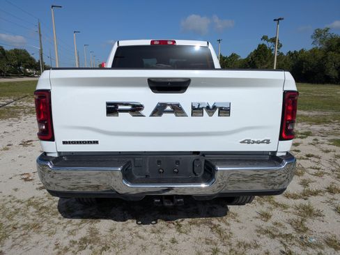 Used 2026 RAM 2500 Big Horn AWD/4WD image 5