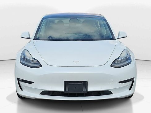 Used 2018 Tesla Model 3 Long Range RWD image 9