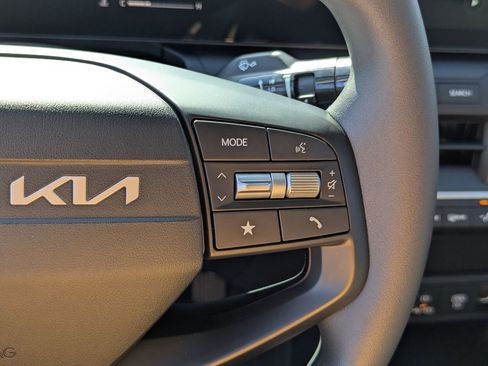 New 2026 Kia K4 LXS FWD image 30