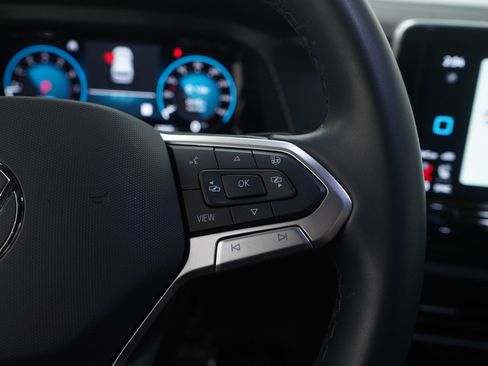 Used 2024 Volkswagen Atlas Cross Sport SEL Premium R-Line image 27