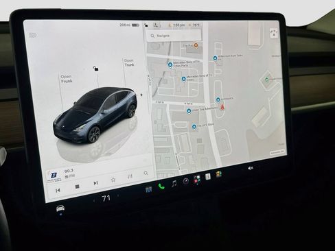 Used 2024 Tesla Model Y Long Range AWD/4WD image 14