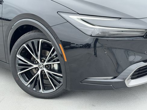 New 2026 Toyota Prius Limited FWD image 10